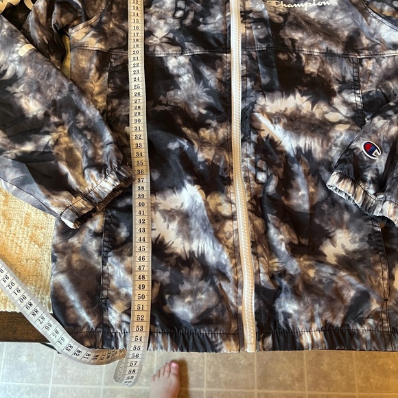 Champion jacket size small - Picture 3 of 5
